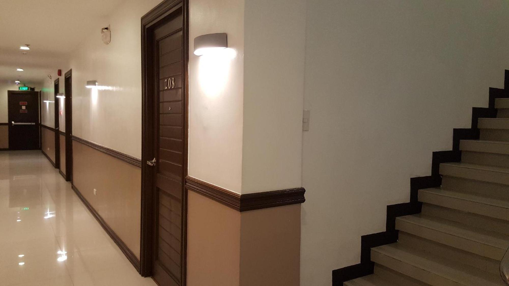 Pearli View Hotel Iloilo Powered By Cocotel Luaran gambar